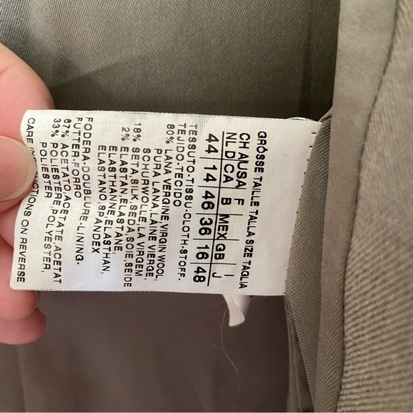 MaxMara beige Virgin Wool 2 button blazer - Picture 13 of 15